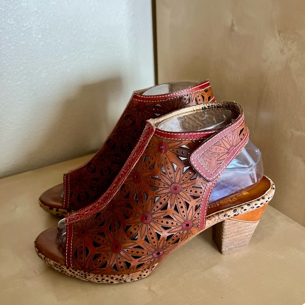 L'Artiste Spring Step Marjan-Cam Brown Floral Laser-Cut Leather Sling-back Heels - Picture 4 of 12